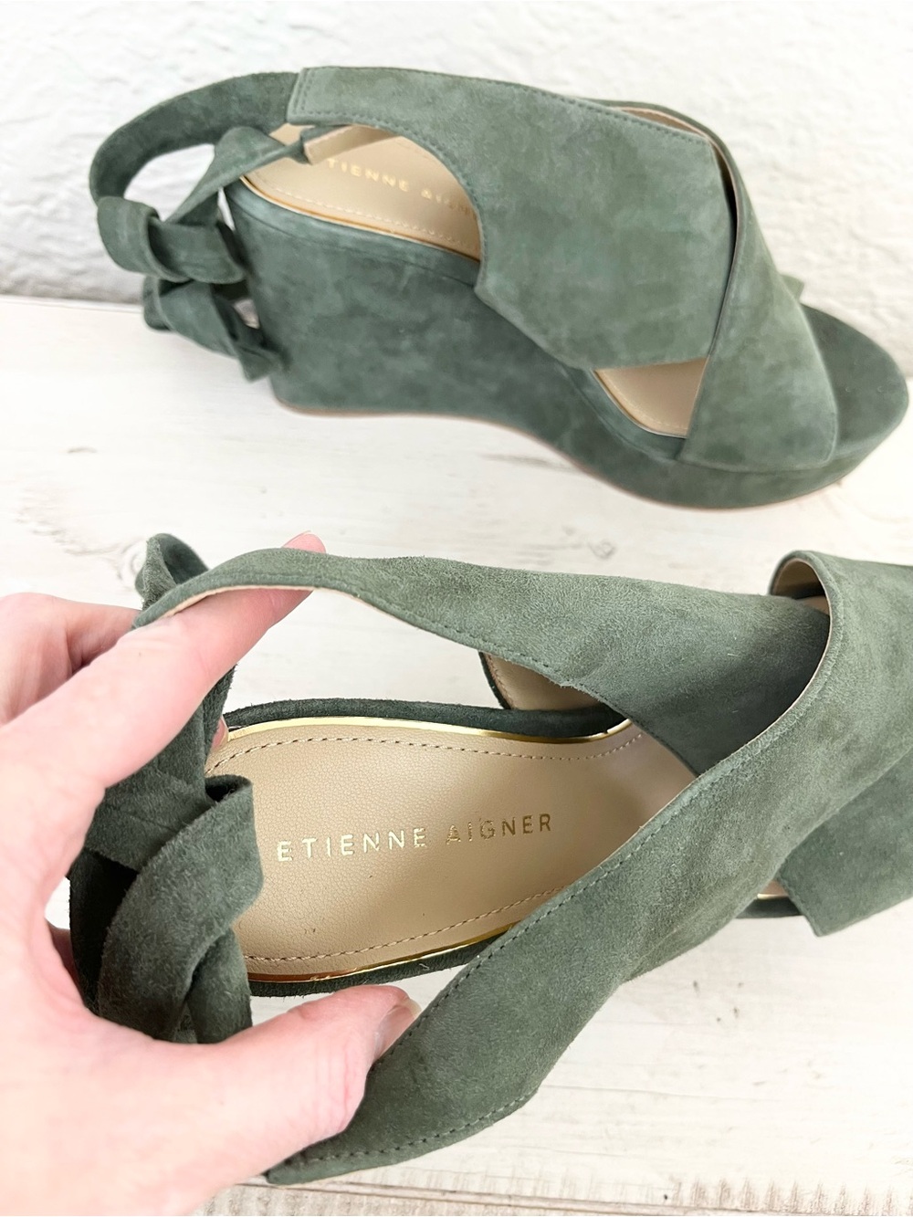 Etienne Aigner Wedge Heels Sandals Shoes Green Suede Tie Ankle 8.5 - Picture 11 of 15
